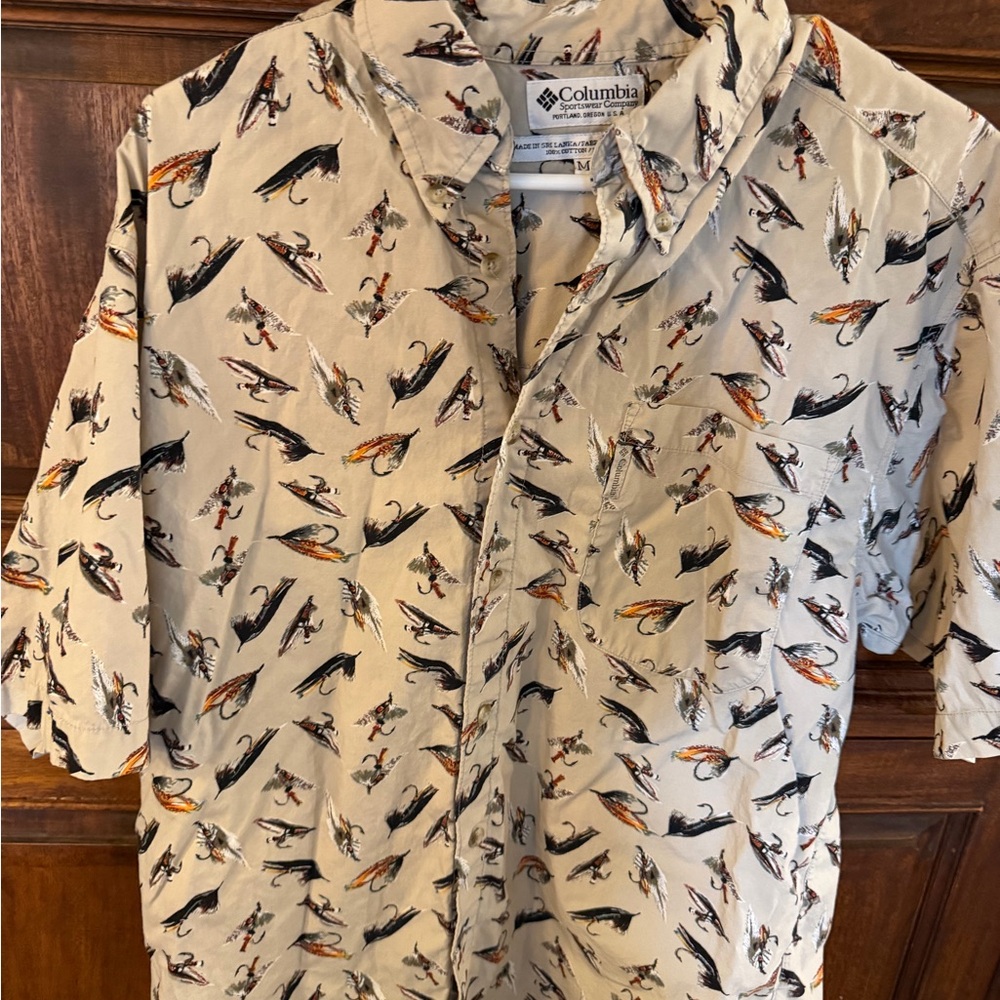 Vintage Columbia Beige Fishing Lure Short Sleeve Button Shirt